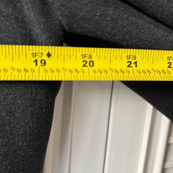 DKNY City Blazer - Picture 11 of 12